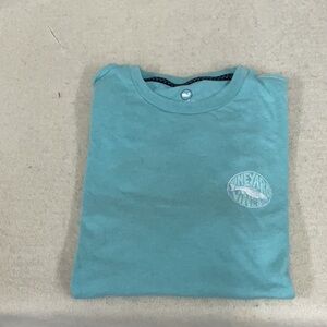 EUC Boys Short sleeve vineyard vines t- shirt